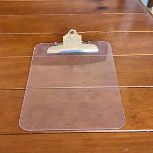 Staples Clipboard